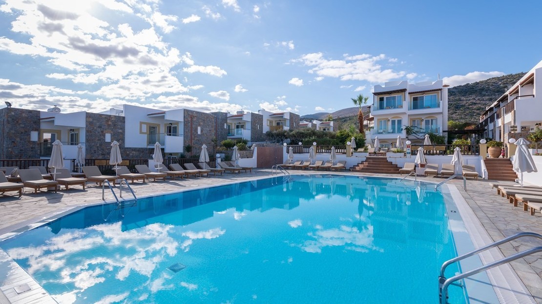 Alexander Beach Hotel and Village