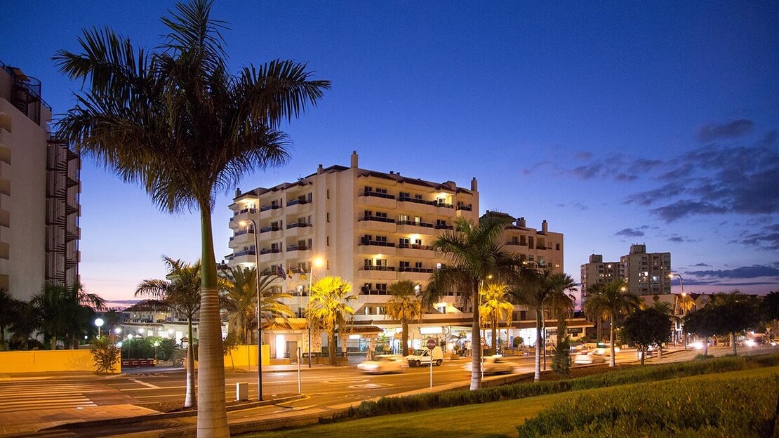 Stella Polaris Oro Blanco Apartments