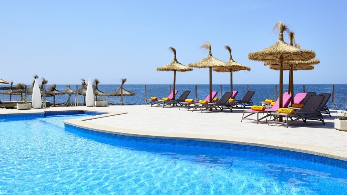 Universal Hotel Cabo Blanco