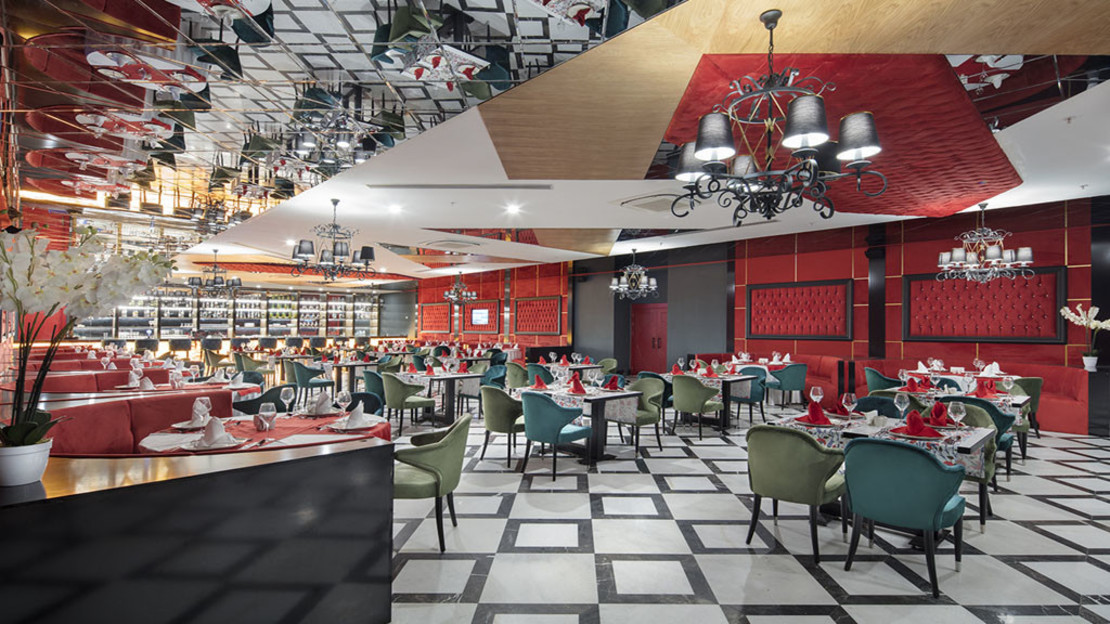 Granada Luxury Beach