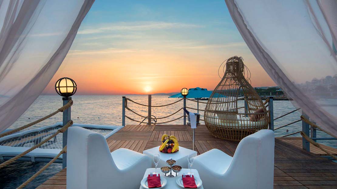 Granada Luxury Beach