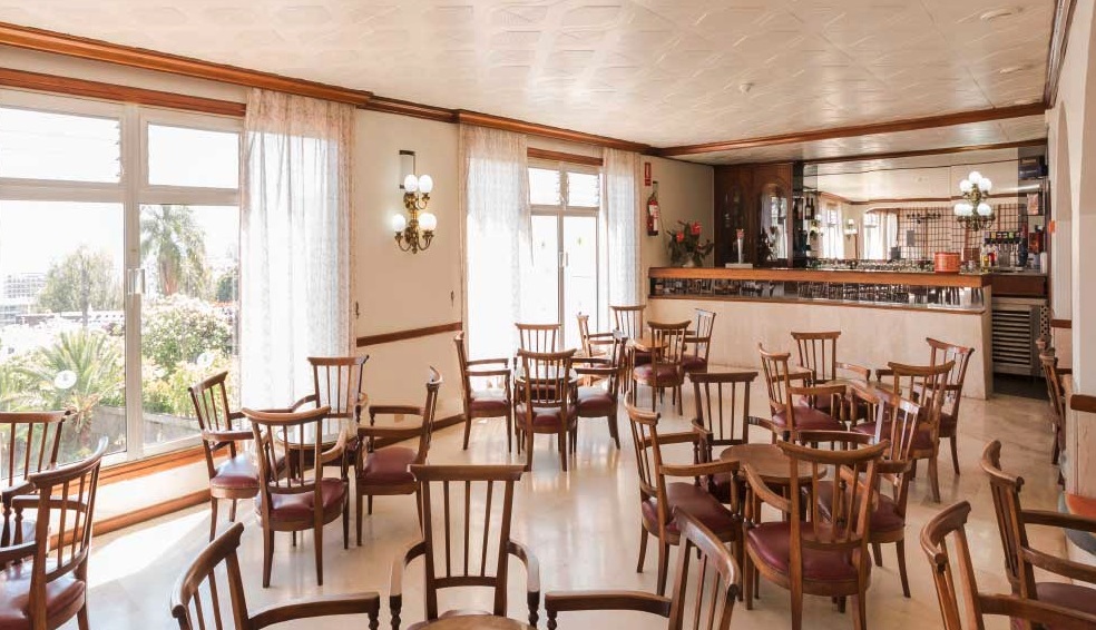 Elegance Miramar Hotel