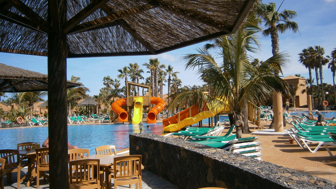 Oasis Dunas, Corralejo, Fuerteventura Holidays 2021/2022