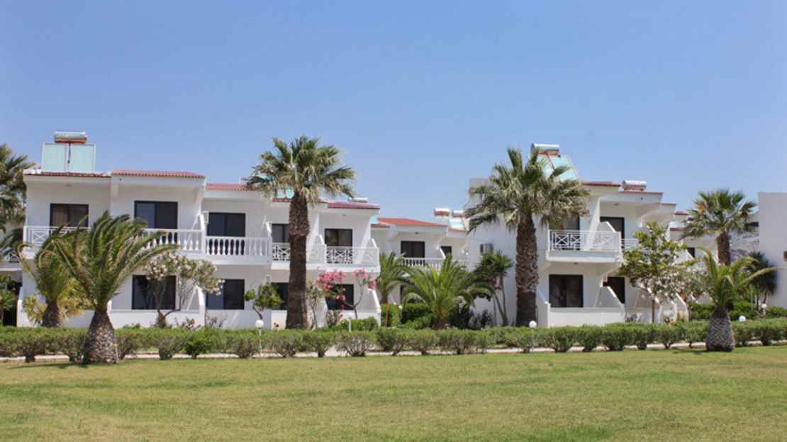 Kamari Beach Hotel