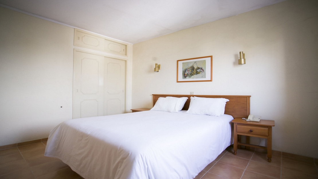 Mirachoro I Apartments