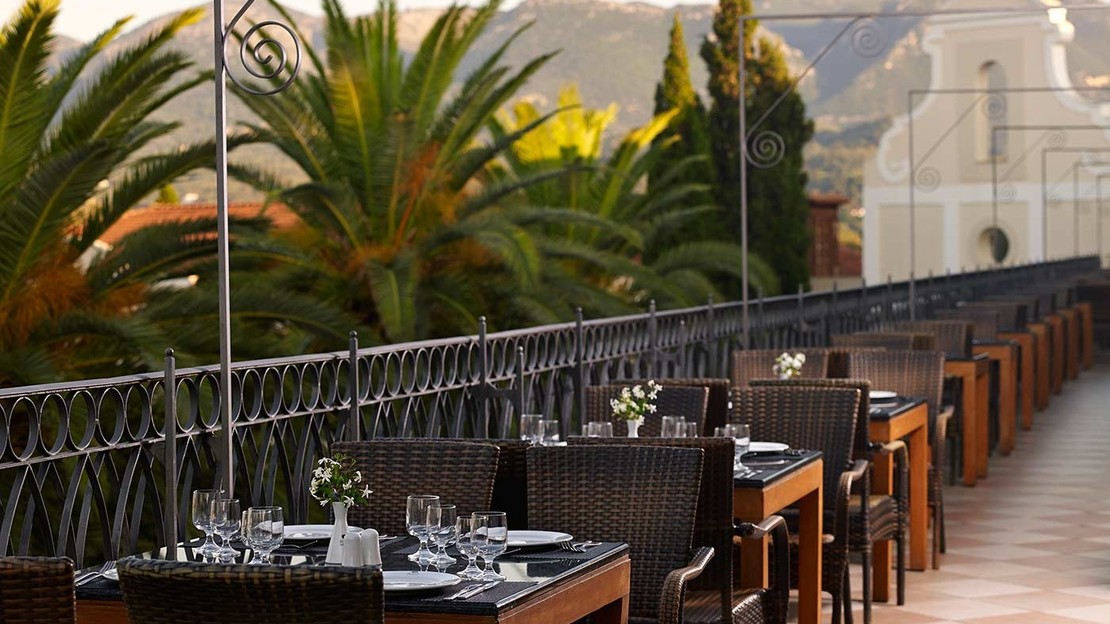 Roda Beach Resort & Spa