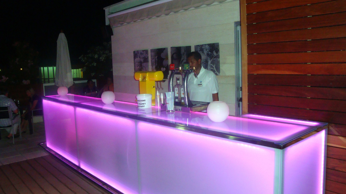 Villamarina Club Hotel