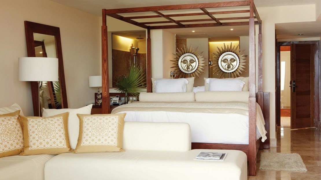 Excellence Playa Mujeres