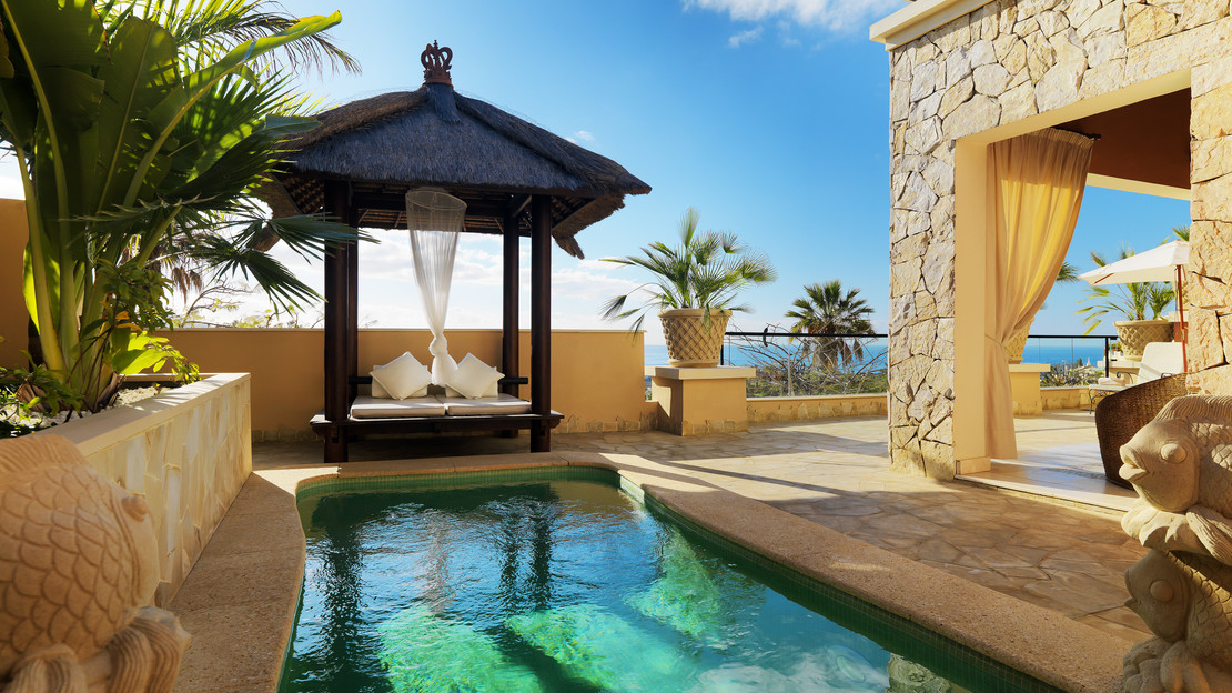 Royal Garden Villas and Spa