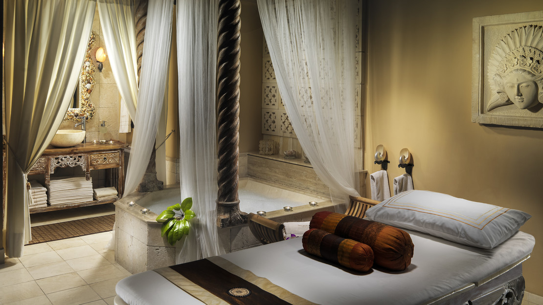 Royal Garden Villas and Spa