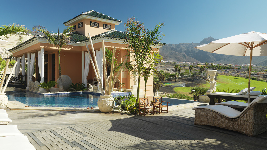 Royal Garden Villas and Spa