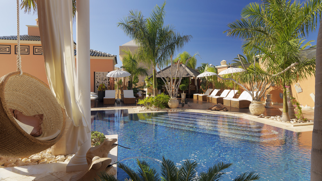 Royal Garden Villas and Spa