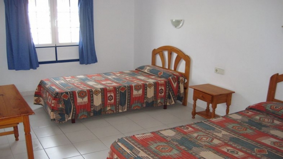 Atlantis Las Lomas Apartments