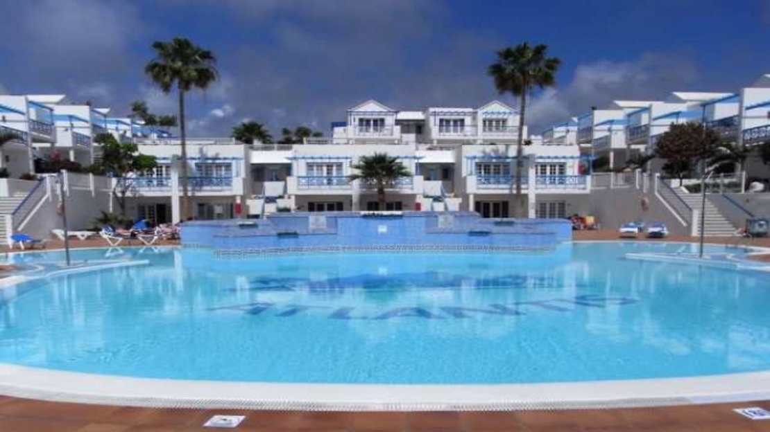 Atlantis Las Lomas Apartments