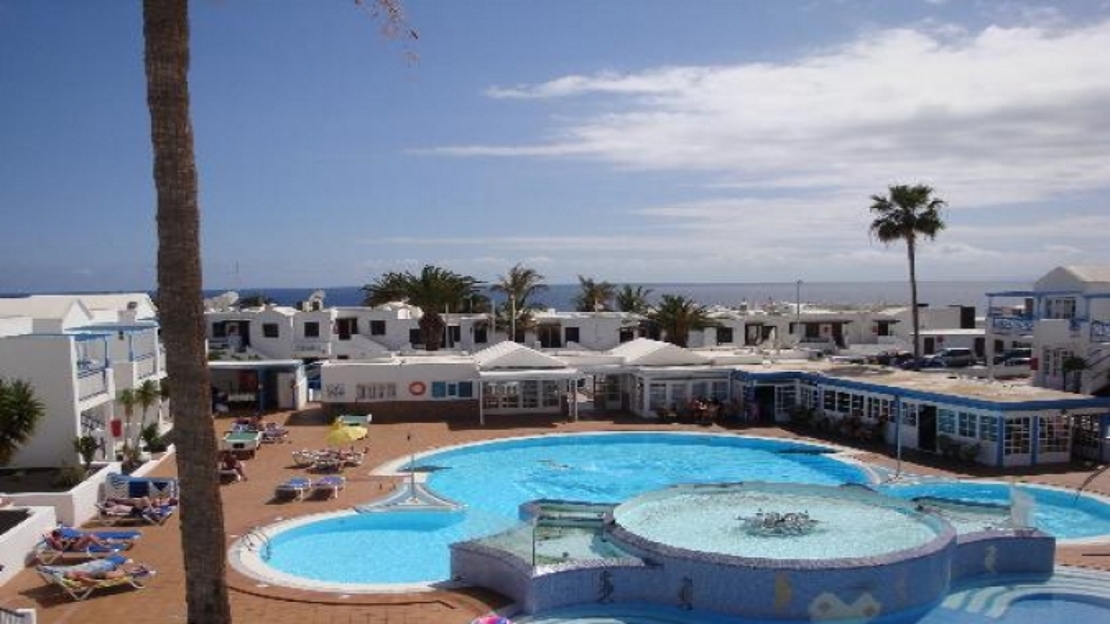 Atlantis Las Lomas Apartments