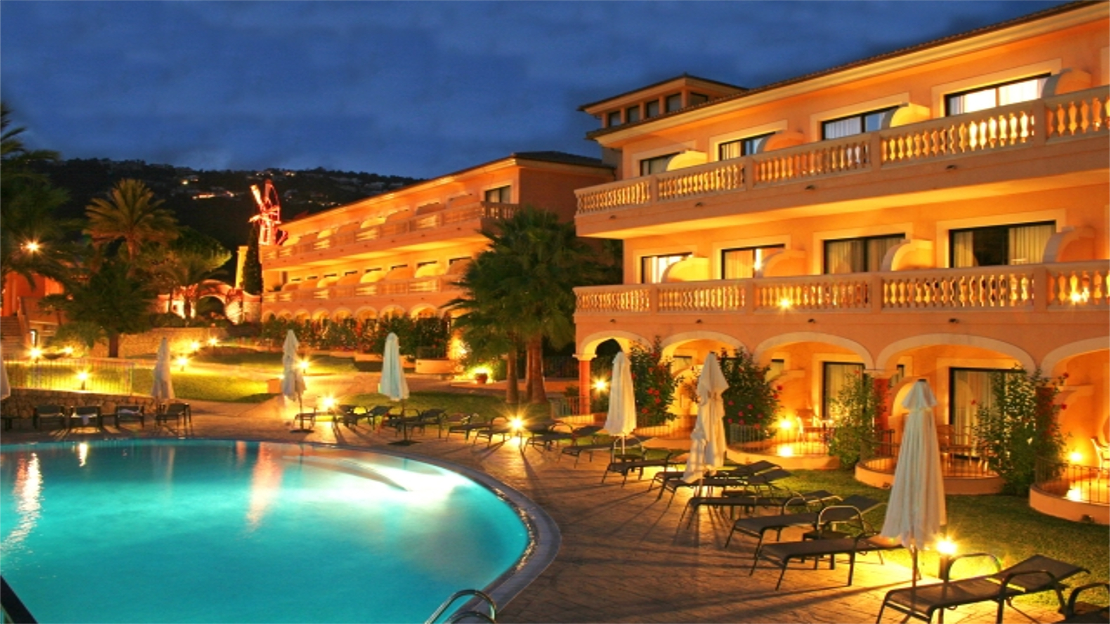 Mon Port Hotel and Spa