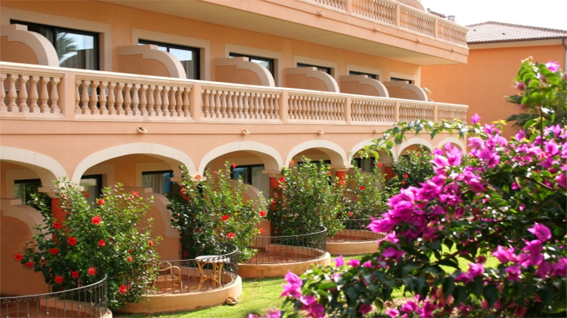 Mon Port Hotel and Spa