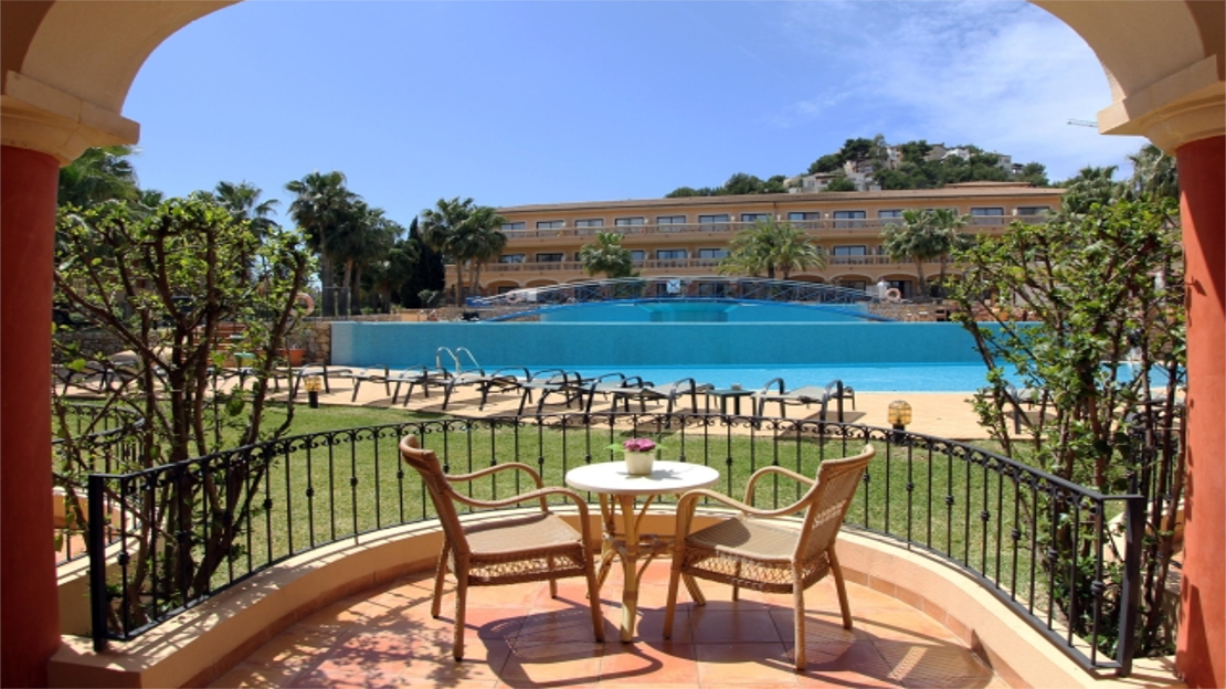 Mon Port Hotel and Spa