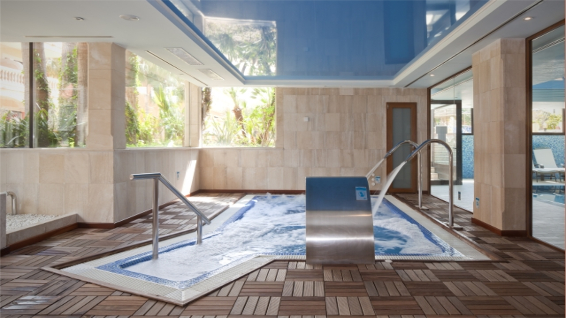 Mon Port Hotel and Spa