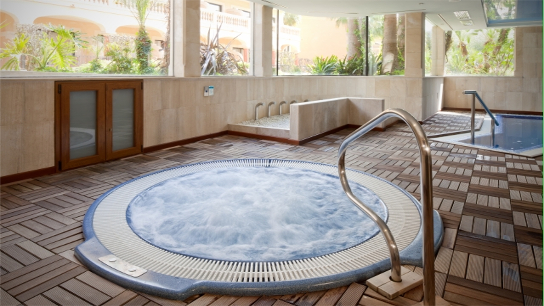 Mon Port Hotel and Spa