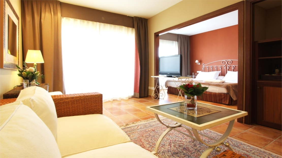 Mon Port Hotel and Spa