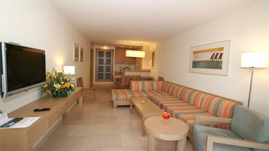 Ponent Mar Aparthotel