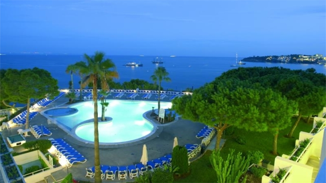 Ponent Mar Aparthotel