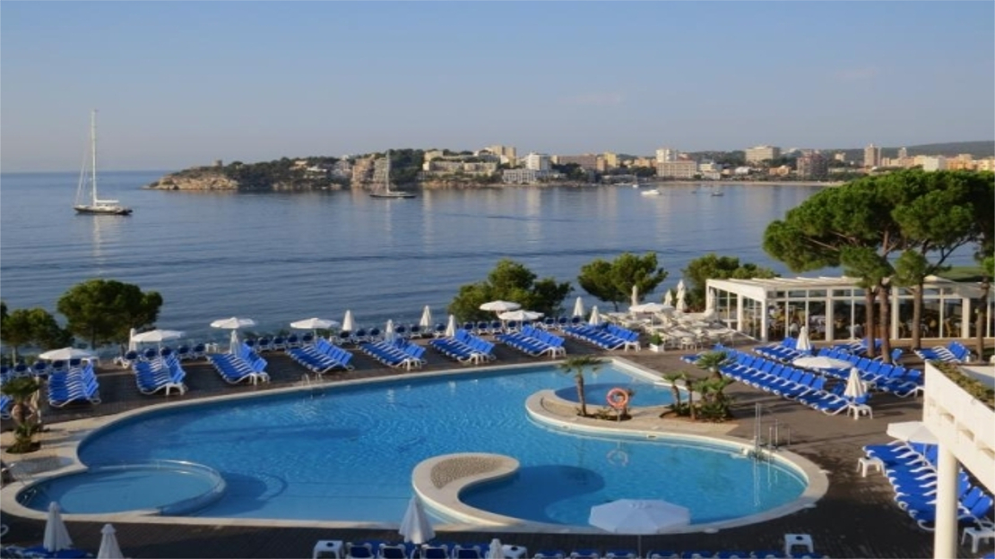 Ponent Mar Aparthotel