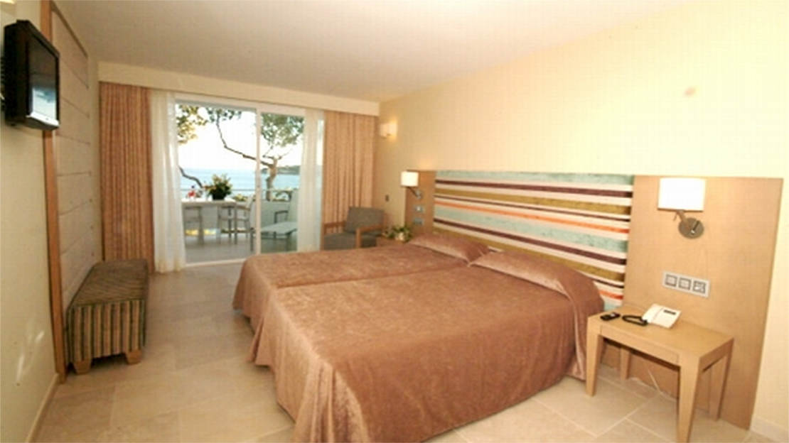 Ponent Mar Aparthotel