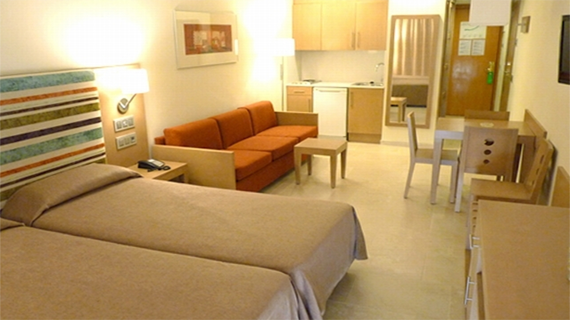 Ponent Mar Aparthotel