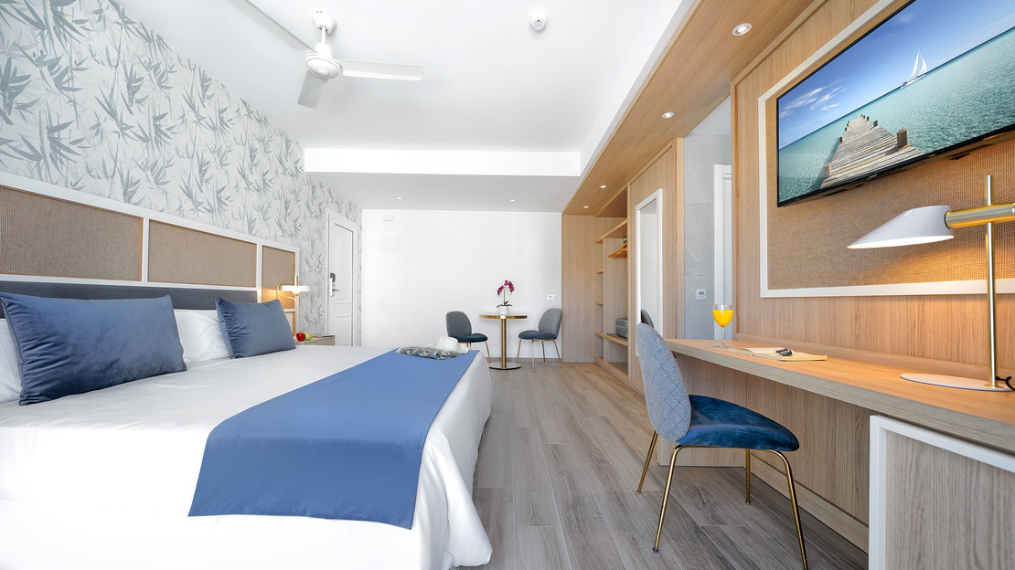 Broncemar Beach Suites Hotel