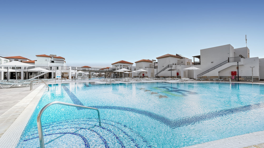 Broncemar Beach Suites Hotel