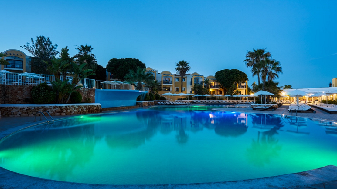 Paradise Club and Spa Aparthotel