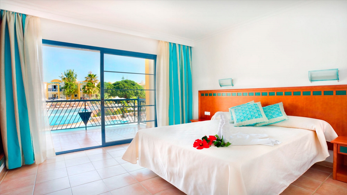 Paradise Club and Spa Aparthotel