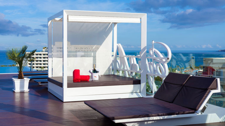 Tigotan Lovers and Friends