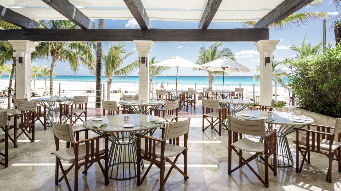 Royal Hideaway Playacar