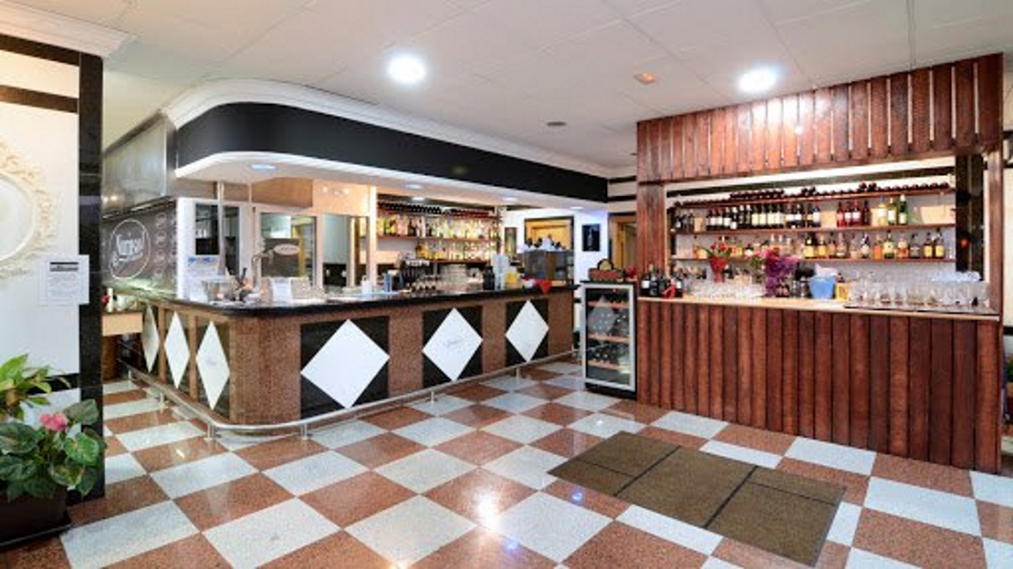 Nuria Sol Apartments