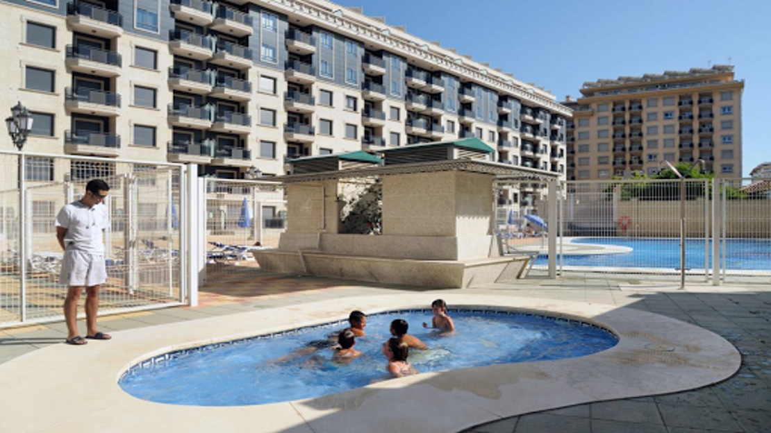 Nuria Sol Apartments