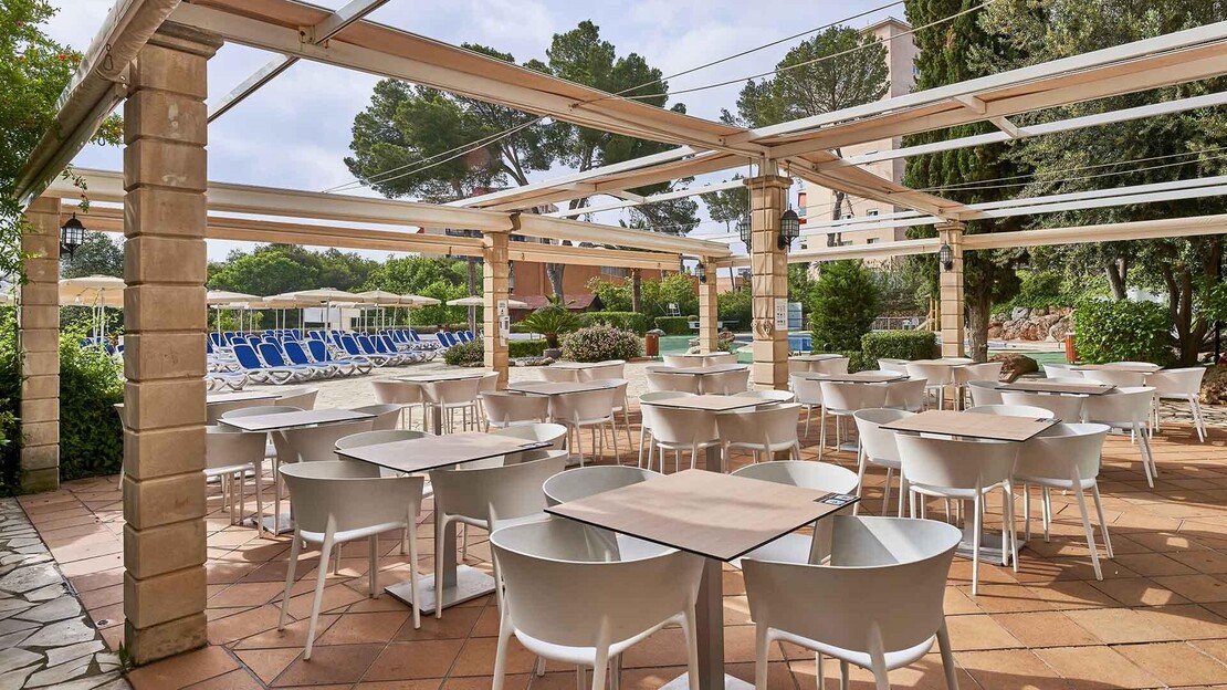 Globales Nova Apartments