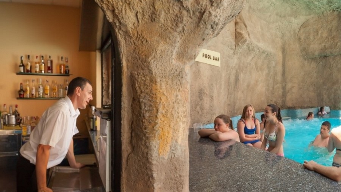 Magic Aqua Rock Gardens Hotel