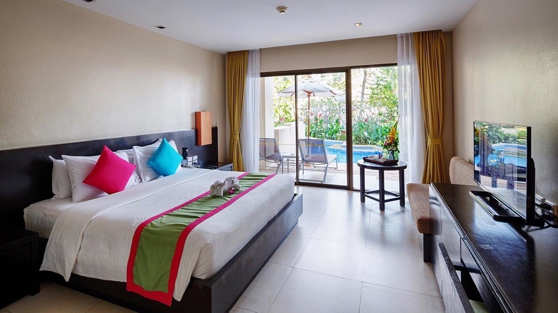 Apsara Beachfront Resort and Villa