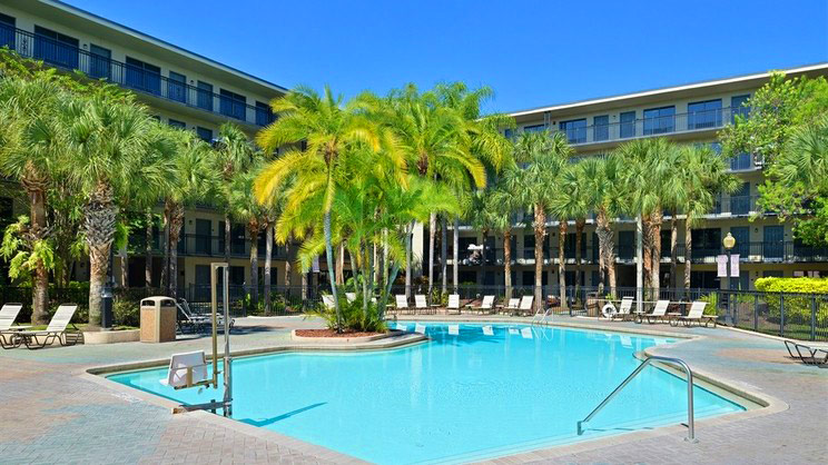 Quality Suites The Royale Parc Suites - Orlando