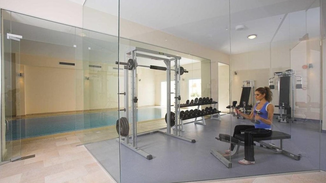 St. Nicholas Elegant Residence