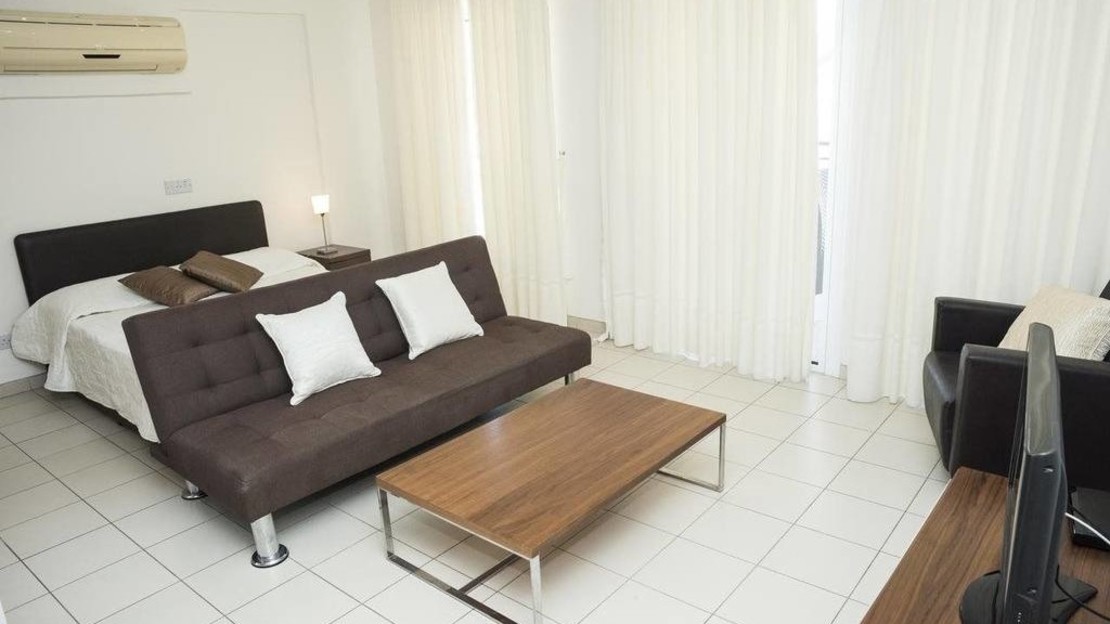 St. Nicholas Elegant Residence