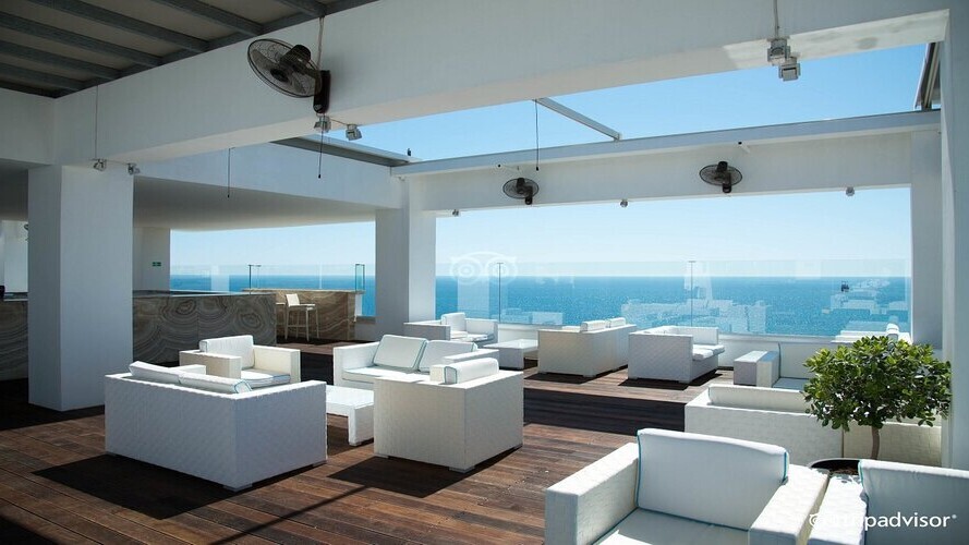 King Evelthon Beach Hotel & Resort