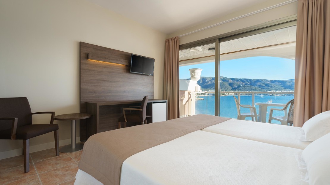 Seramar Comodoro Playa Hotel