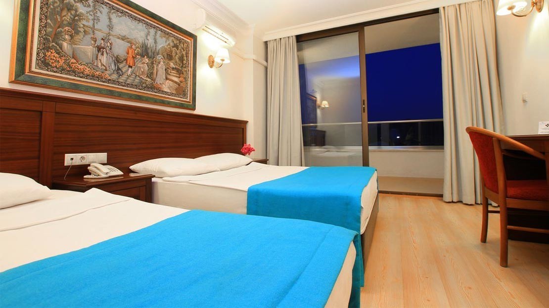 Kayamaris Hotel and Spa