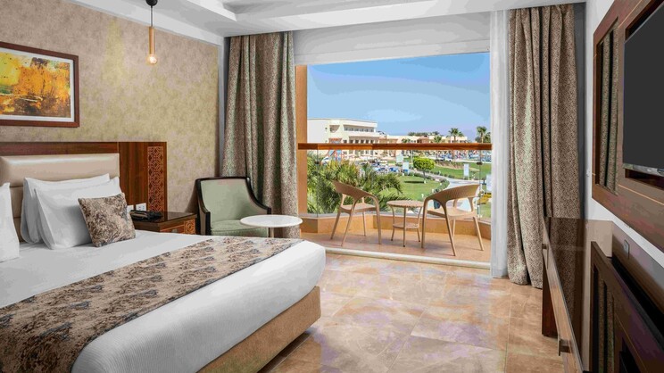 Pickalbatros Royal Moderna Resort