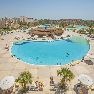 Royal Lagoons Resort & Aqua Park