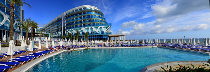 Vikingen Infinity Resort & Spa